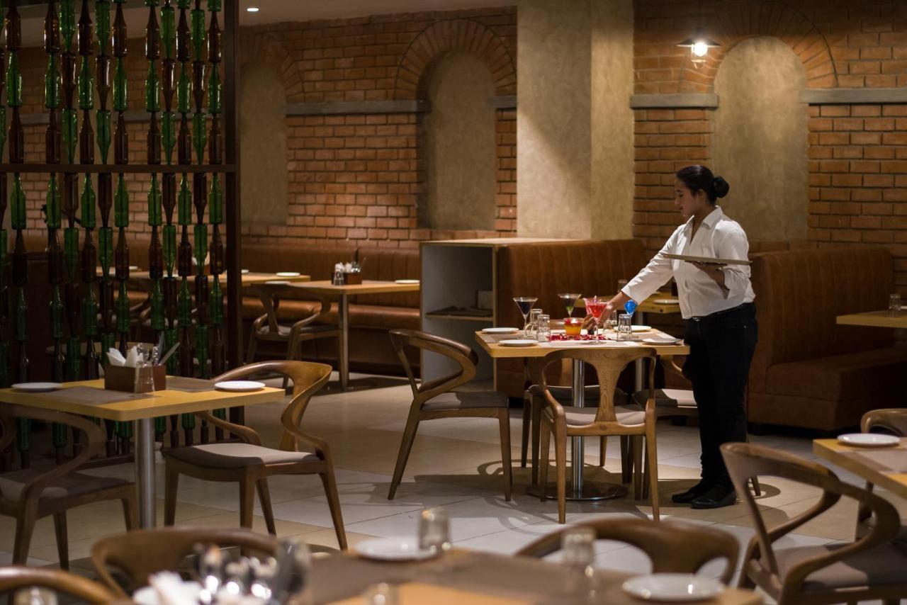 Zion - A Luxurious Hotel Bengaluru Zewnętrze zdjęcie