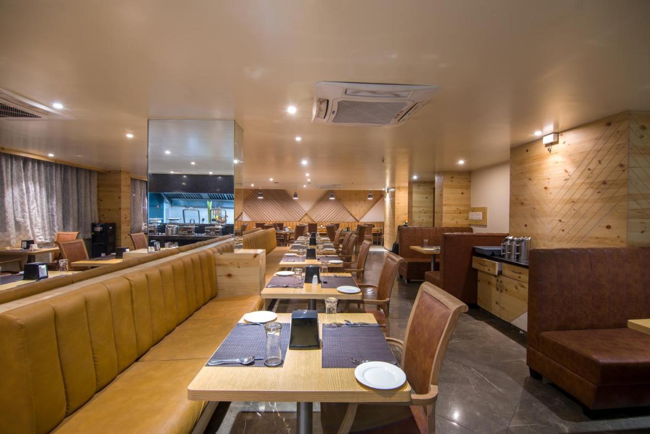 Zion - A Luxurious Hotel Bengaluru Zewnętrze zdjęcie