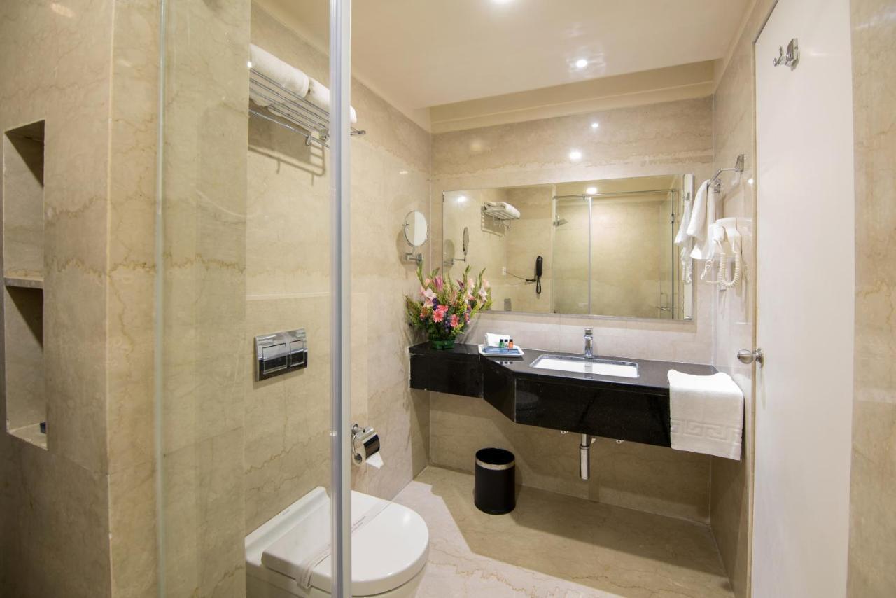 Zion - A Luxurious Hotel Bengaluru Zewnętrze zdjęcie