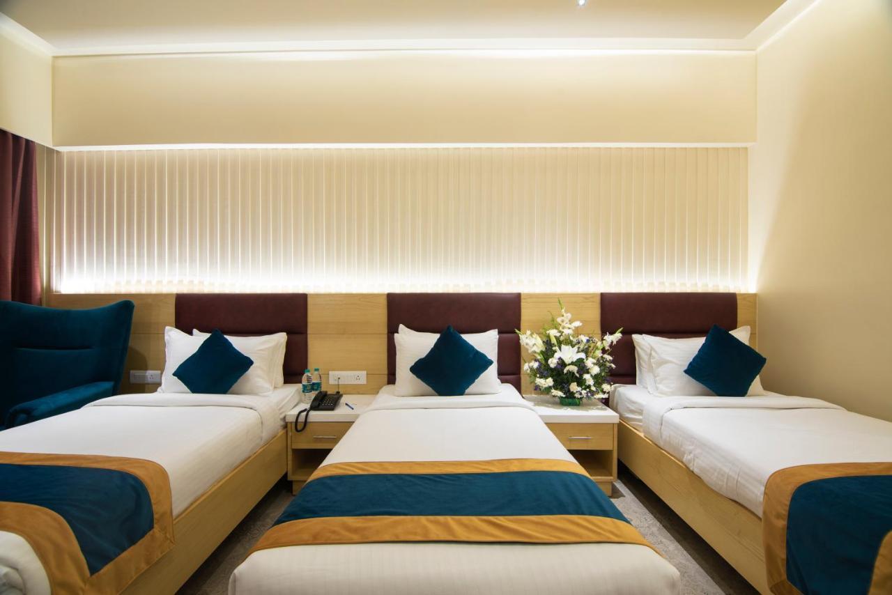 Zion - A Luxurious Hotel Bengaluru Zewnętrze zdjęcie
